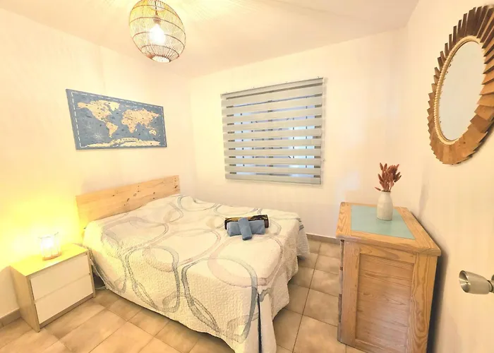 Family In Cristianos 3 Bed - 2 Bath, Heated-pool Los Cristianos (Tenerife)