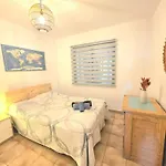 Family In Cristianos 3 Bed - 2 Bath, Heated-pool לוס כריסטיאנוס